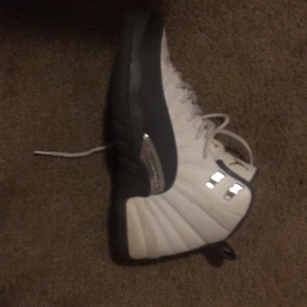 JORDAN 12